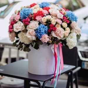 Large bouquet in a box: Inspiration 600