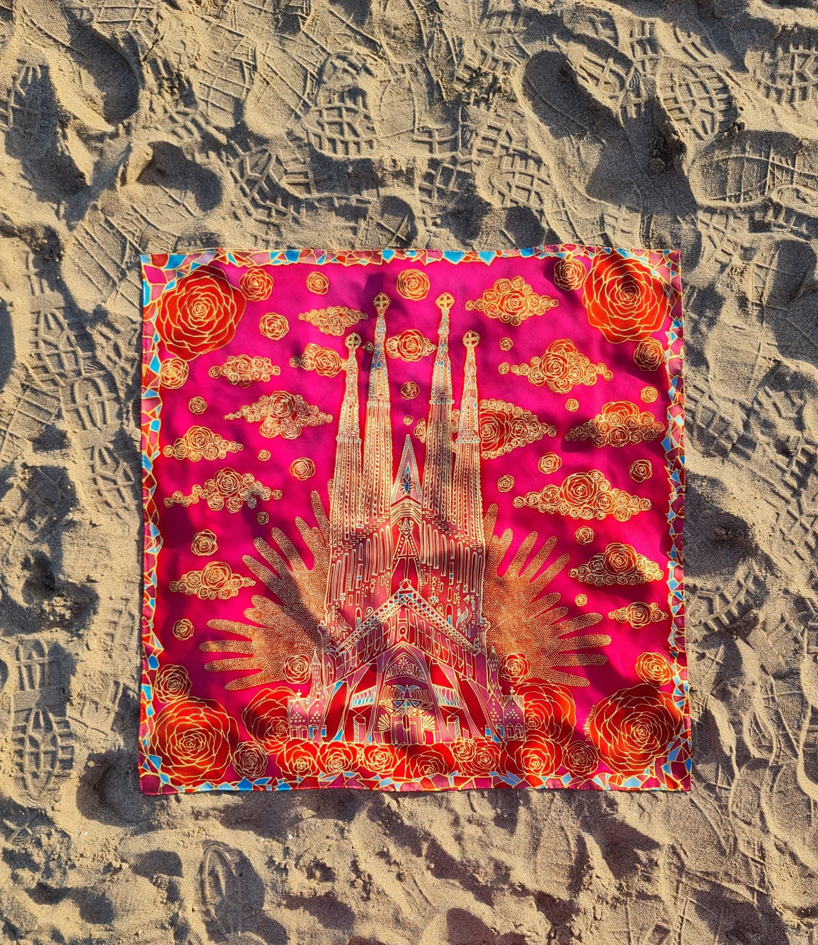 Pañuelo de seda “Sagrada Familia” - Image 5