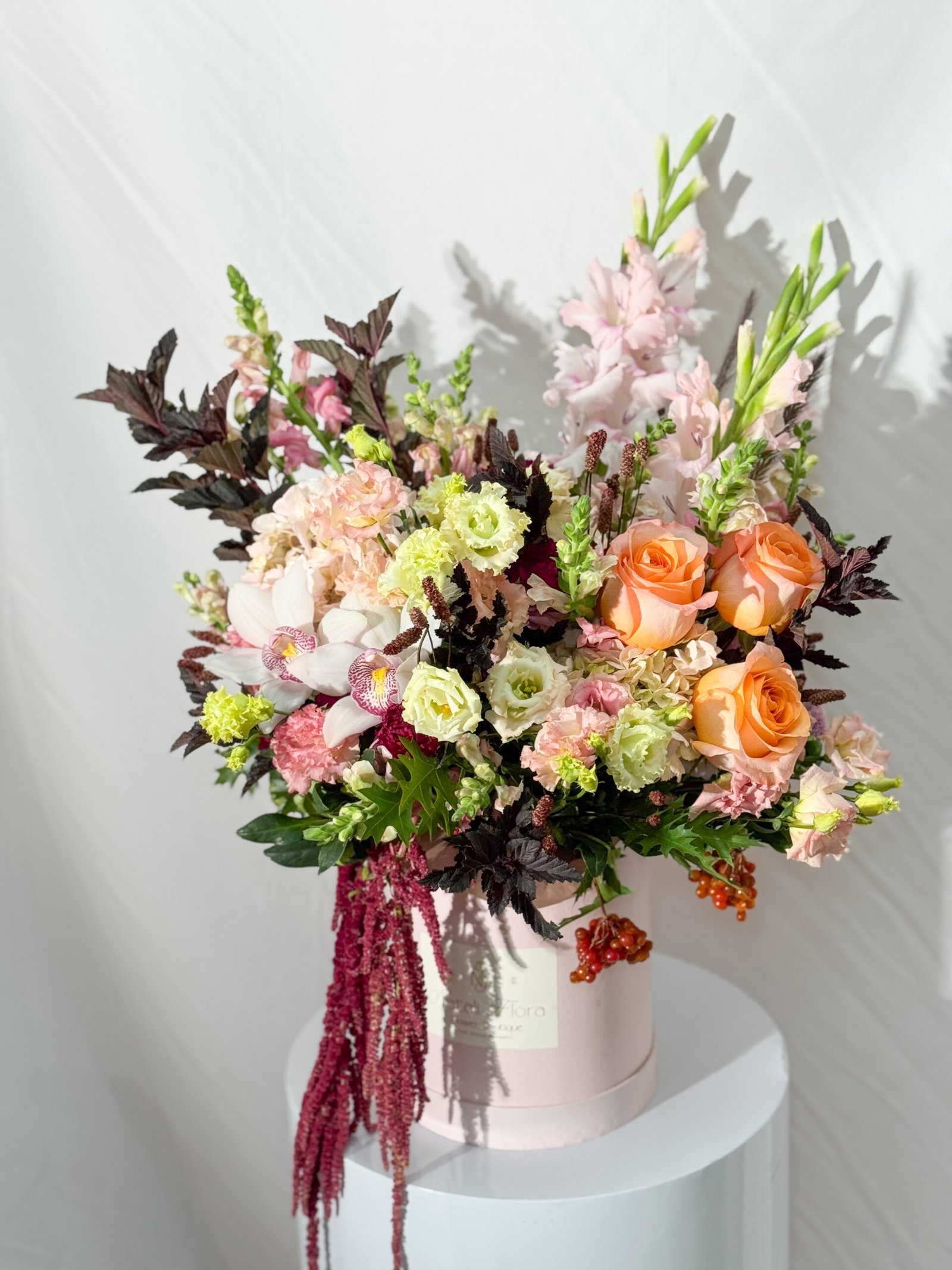 Arreglo floral en caja para interior