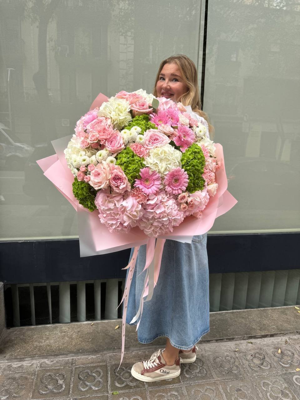 Gran ramo de diferentes flores