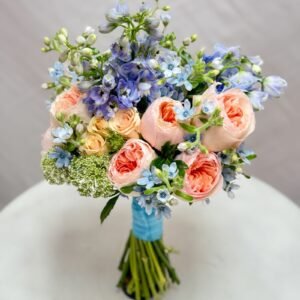 Ramo de novia en tonos rosa y azul