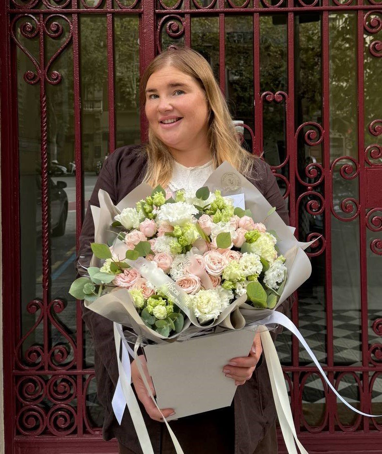 Composición floral «Frescura» en una caja